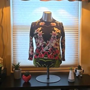 EUC Ted Baker London Floral Sweater - Size 0